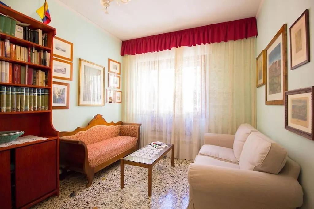 Apartmán La Casa Di Nane Mestre 0*,  Itálie