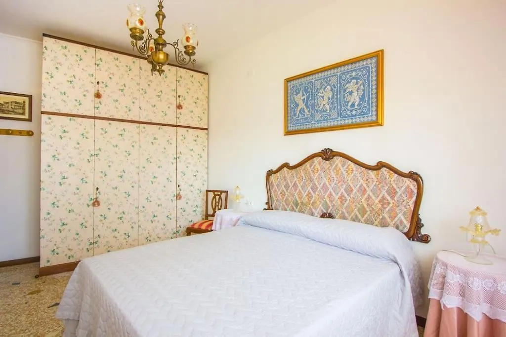 Apartmán La Casa Di Nane Mestre 0*,